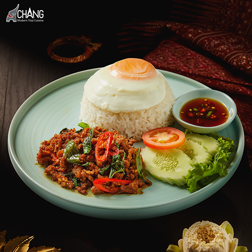 Cơm Thịt Heo Xào Lá Húng Quế